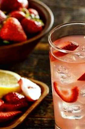 Çilekli Limonata Tarifi