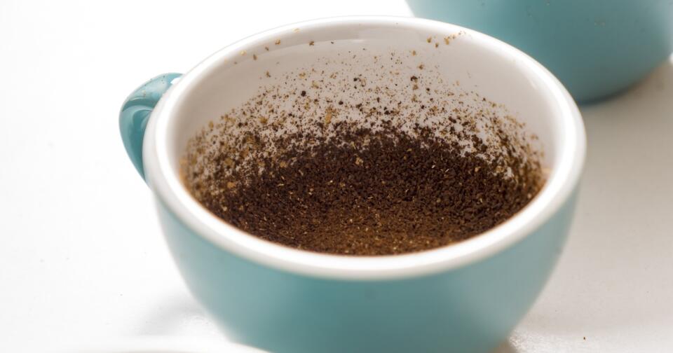 Kahve Telvesi ile Saç ve Cilt Bakımı: Efsane mi, Gerçek mi?